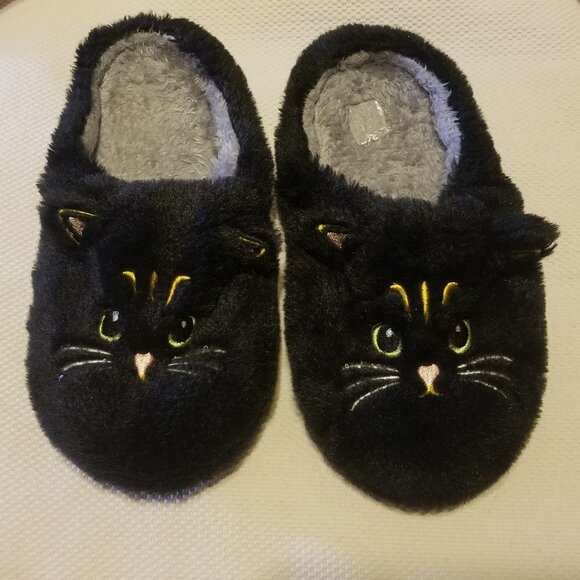 Shoes - black cat slippers